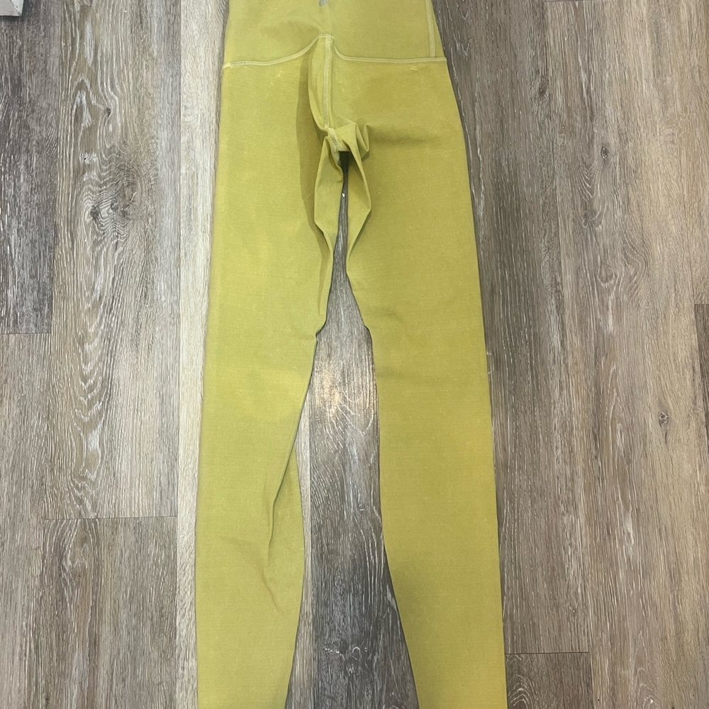 NWOT LULULEMON TIGHTS